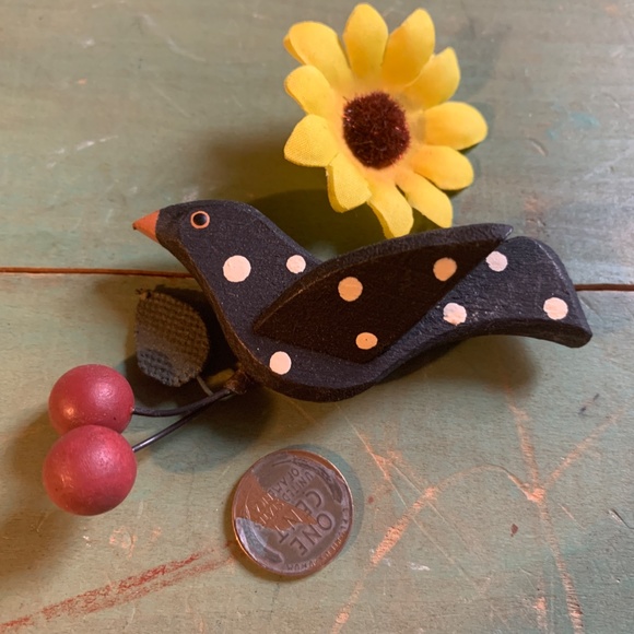 Rare Vintage 70's Painted Black Polka Dot Bird & Cherries Brooch - Handmade - Picture 8 of 9